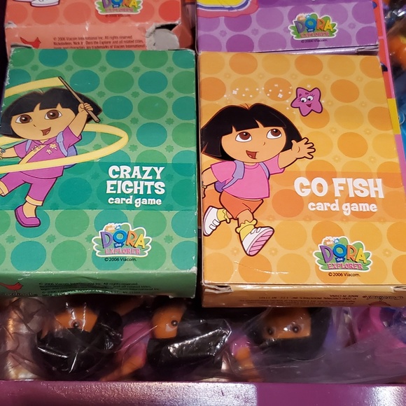 NICK JR. DORA THE EXPLORER GAME HOUSE W/ 8 GAMES 2006 in excellent condition - Picture 5 of 8